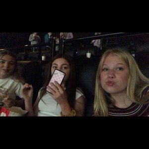 Meet your Posher, Anna